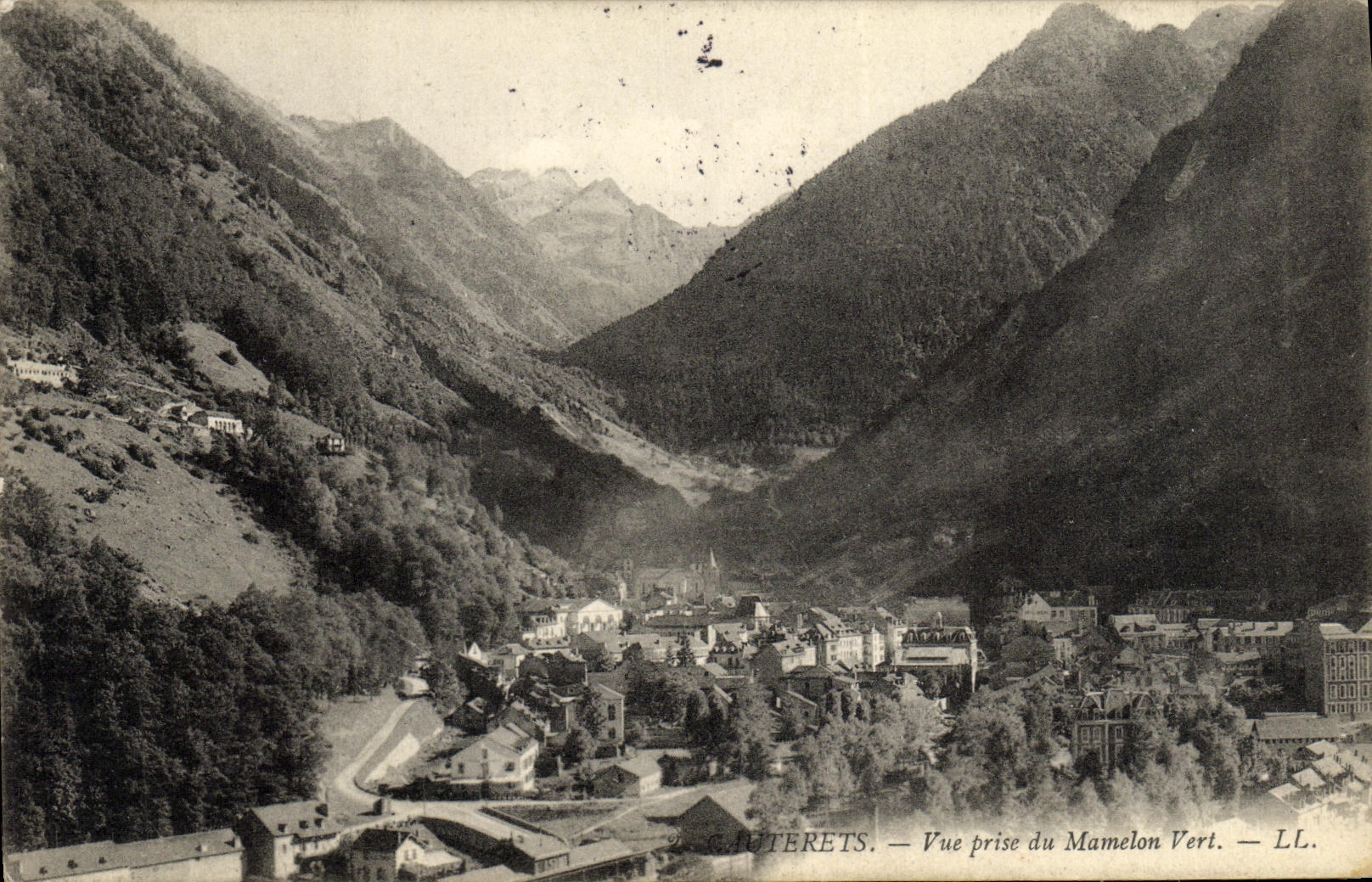 Interets — Vue prise du Mamelon Vert — LL.