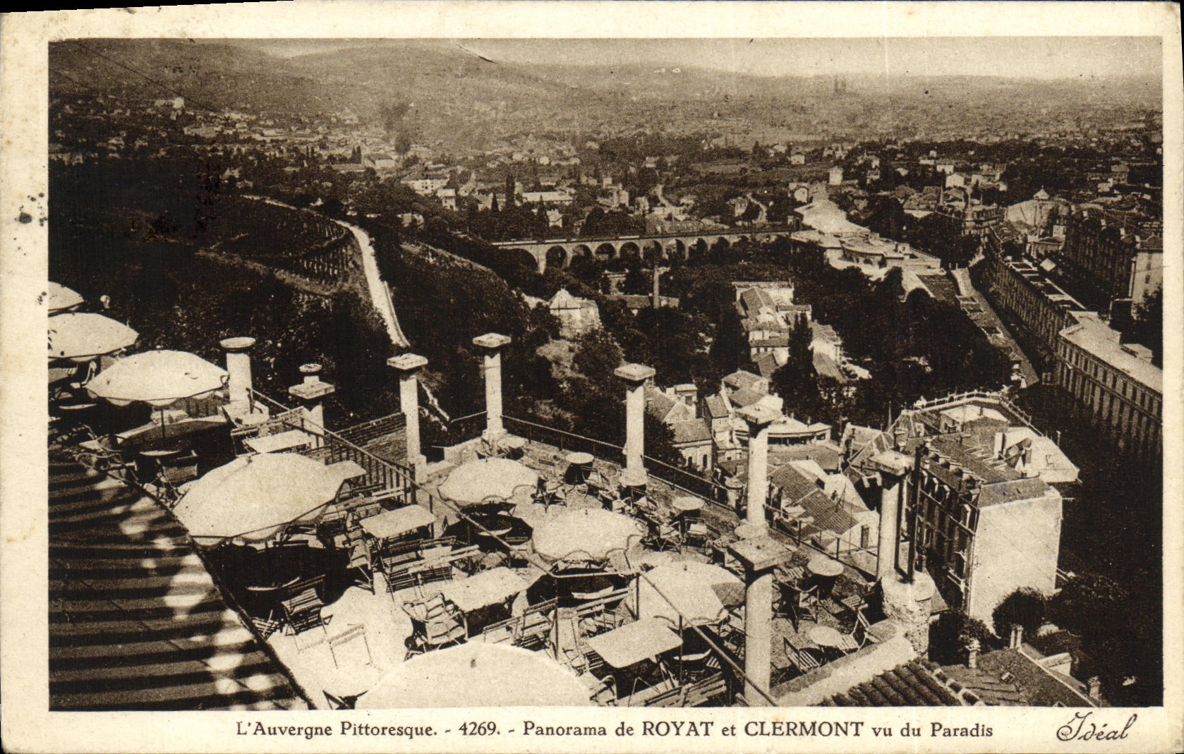 CPA Royat les Bains Panorama et Clermont vu du paradis