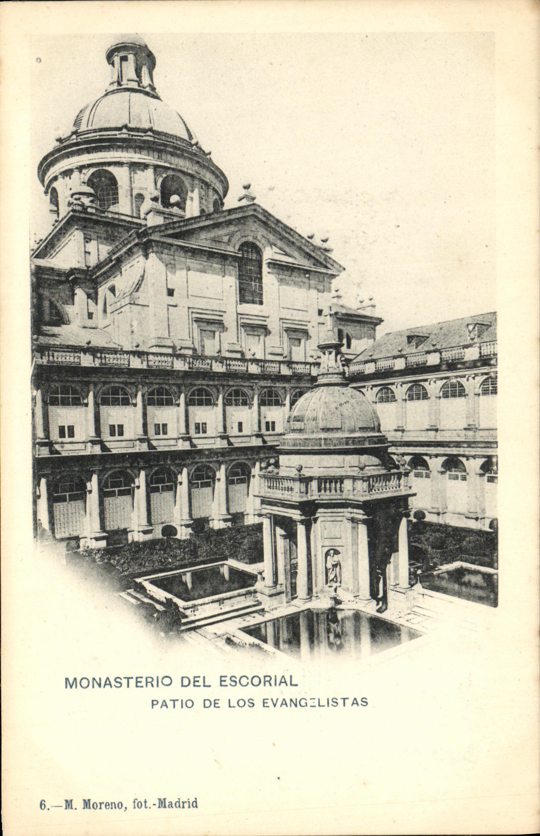 CPA Monasterio del Escorial Patio de los Evangelistas