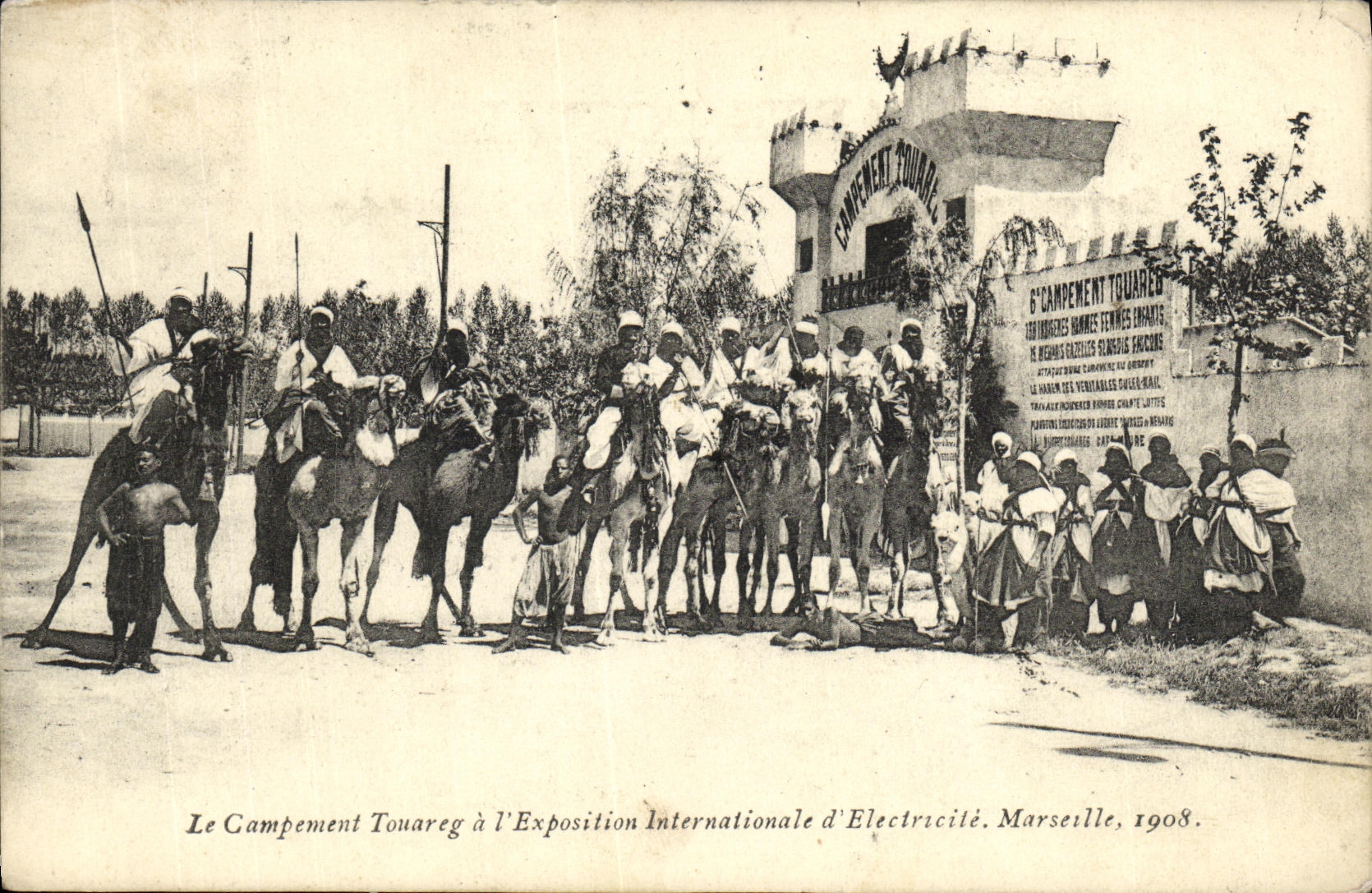 Le Campement Touareg à l'Exposition Internationale d'Électricité, Marseille, 1908 — Photo Baugouin-Vincent, n° 133