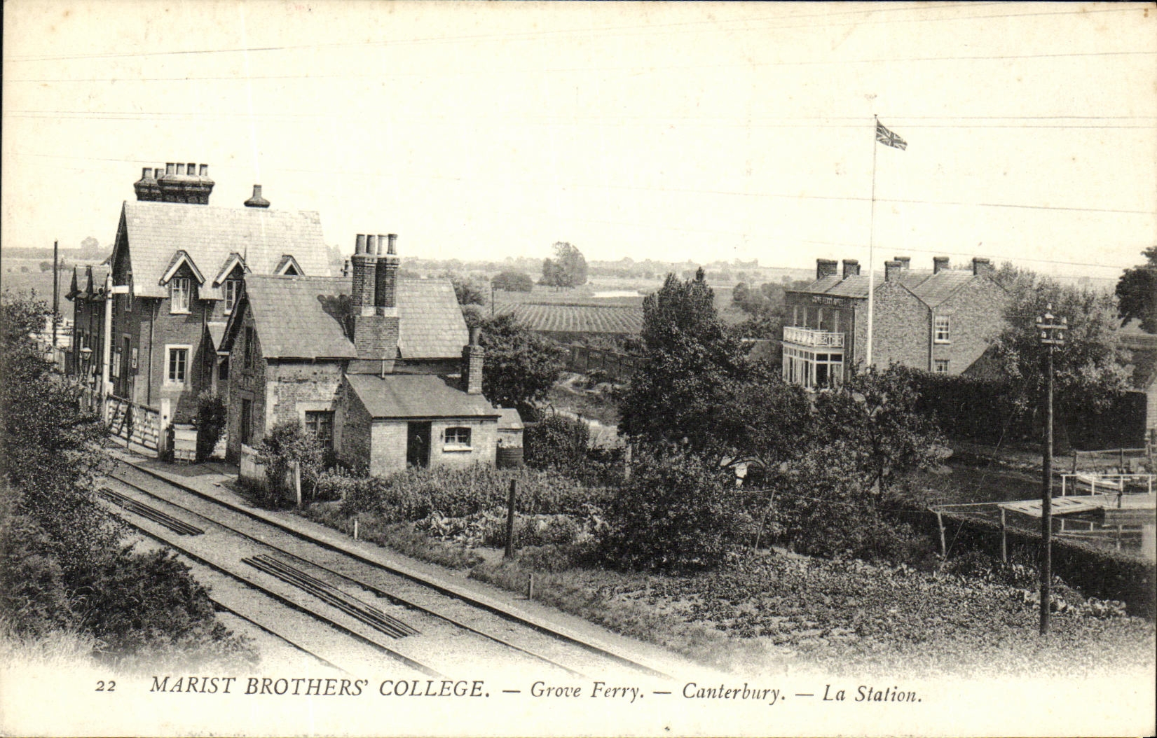 Marist Brothers' College — Grove Ferry — Canterbury — La Station