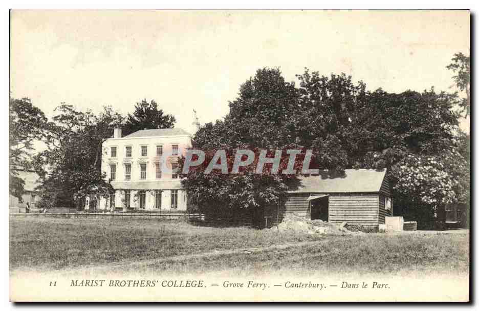 CPA Marist Brothers College Grove Ferry Canterbury Dans le parc