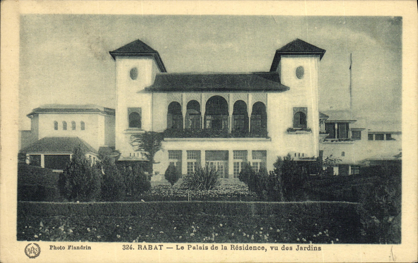 CPA Rabat Le Palais de la Residence vu des Jardins