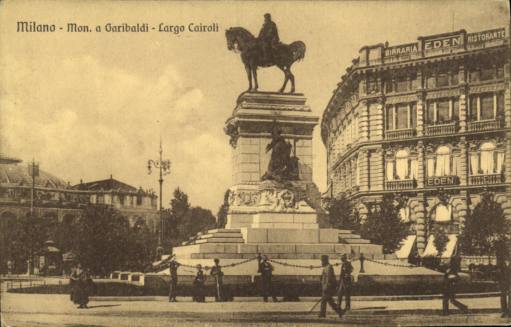 CPA Milano Mon a Garibaldi Largo Cairoli