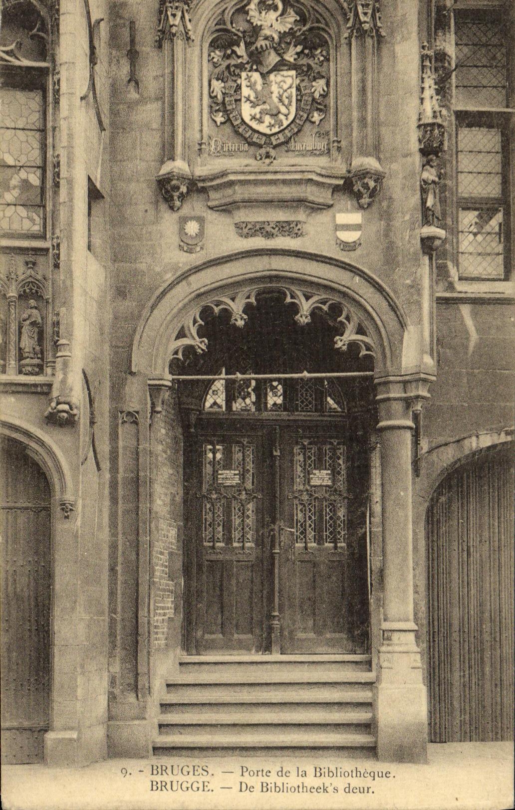 CPA Bruges Porte de la Bibliotheque Lion