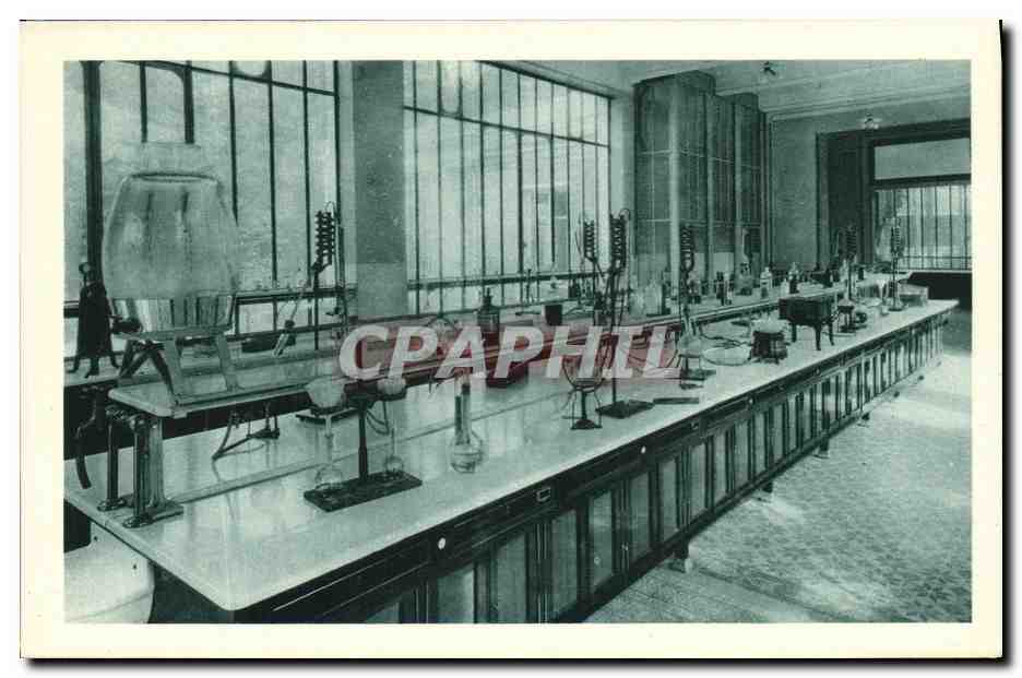 Laboratoire de Chimie — Institut National d'Agronomie Coloniale — Souvenir Indochinois