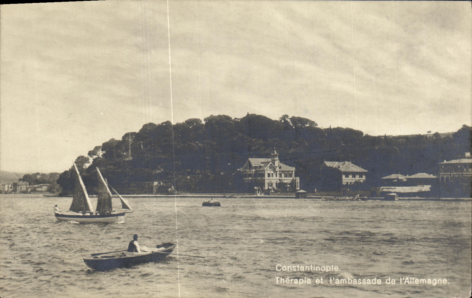 CPA Constantinople Therapia et L ambassade de L Allemagne Turquie