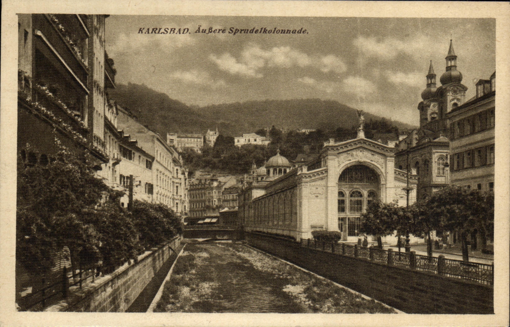 CPA Karlsbad Aussere Sprudelkolonnade