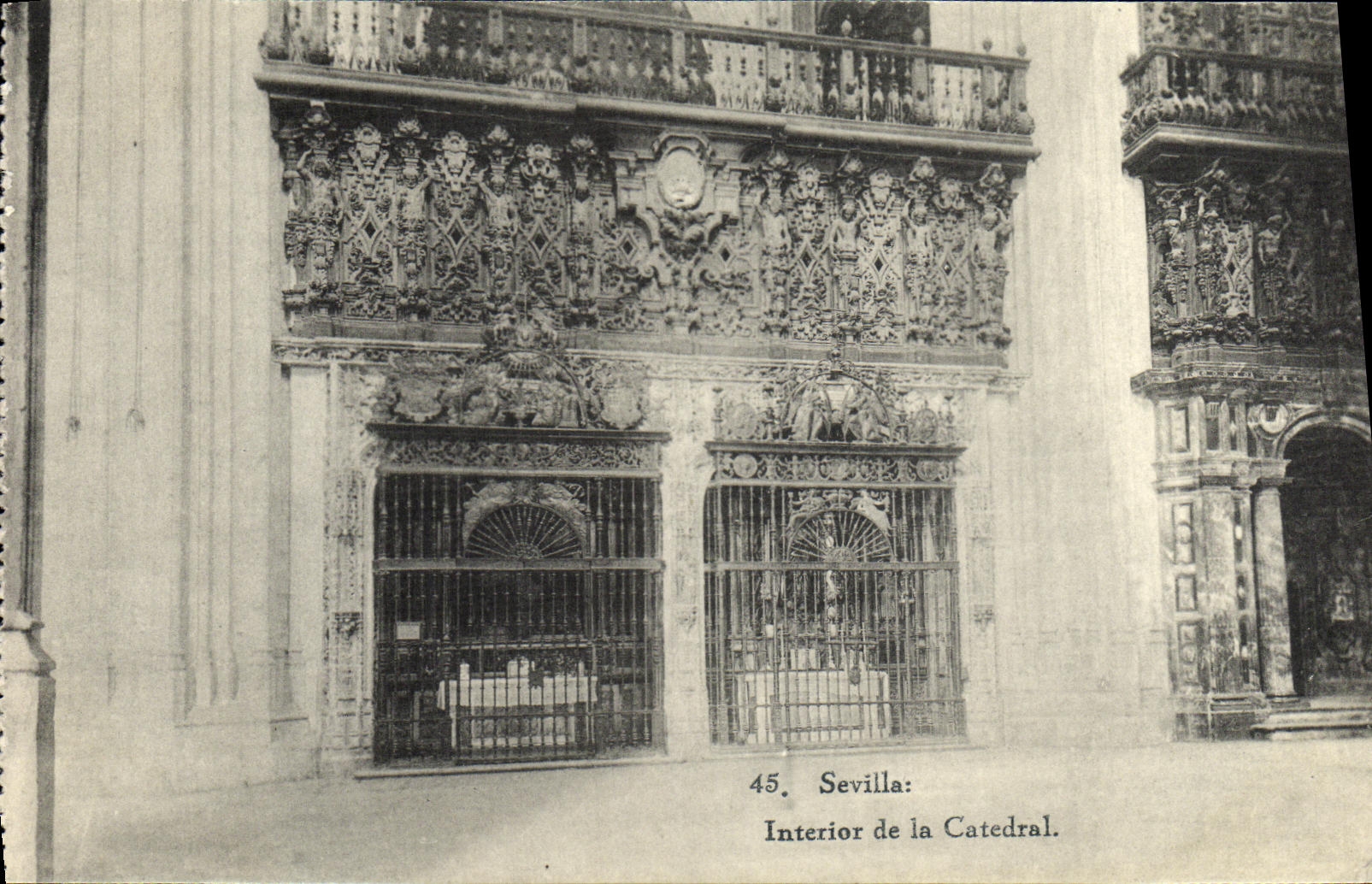 CPA Sevilla Interior de la Catedral