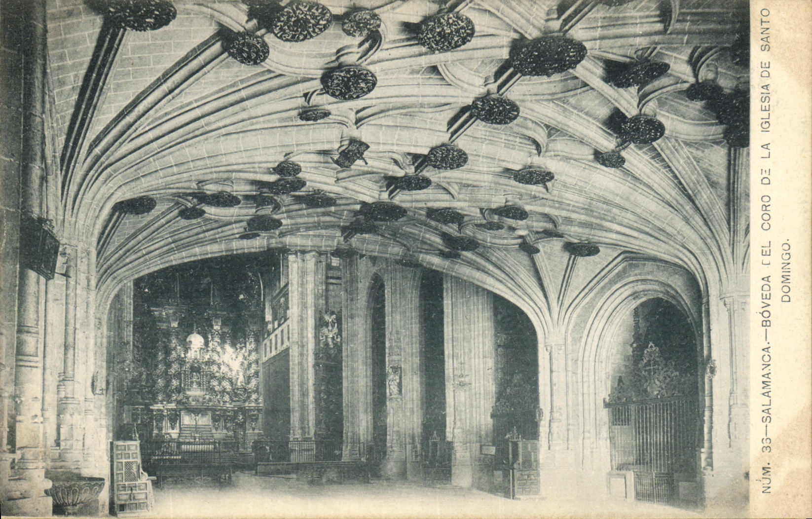 Intérieur de la chapelle du couvent de Santo Domingo — vue de la voûte gothique — éditeur Salamanca, n°33
