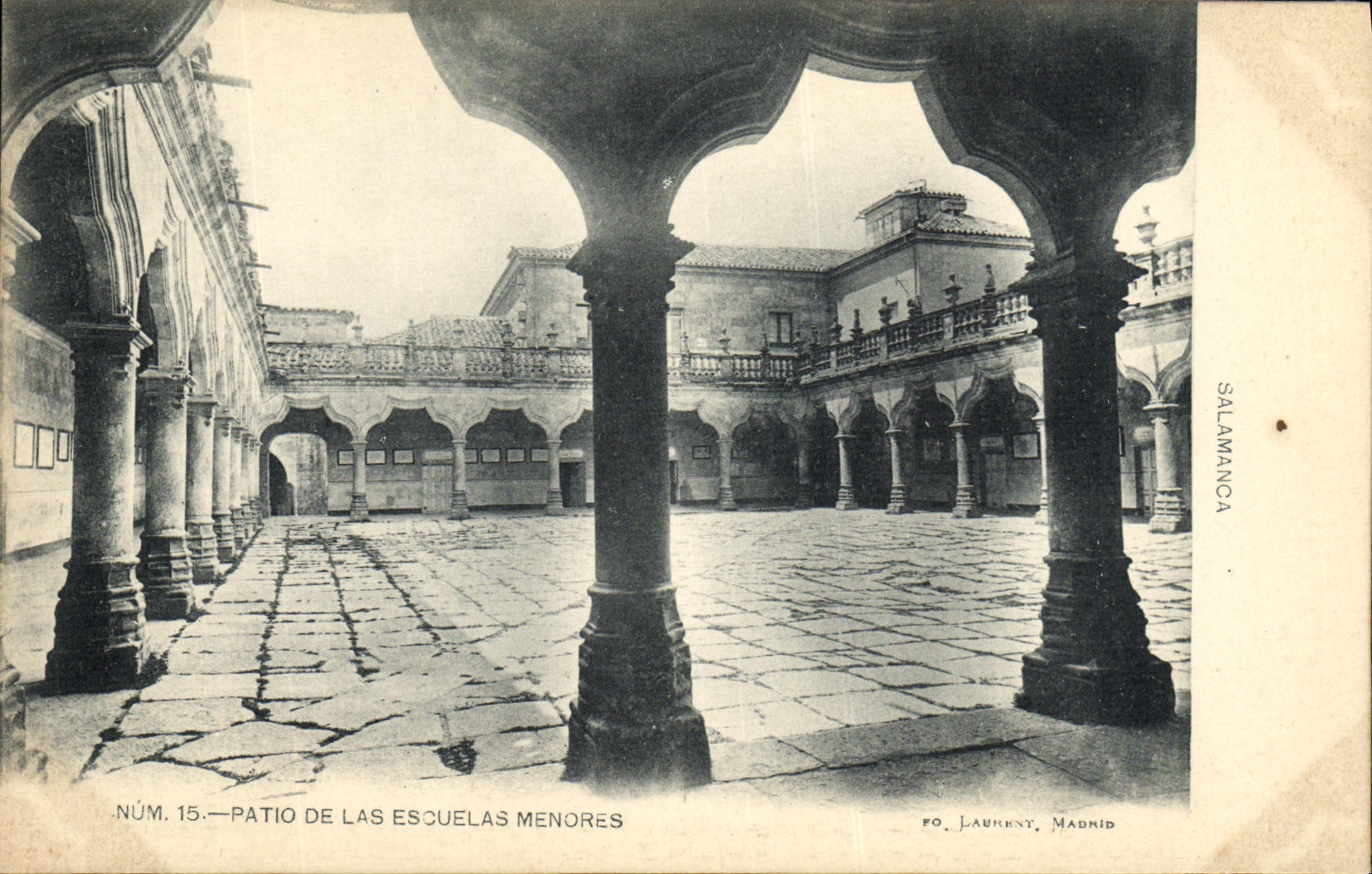Patio de las Escuelas Menores — Salamanca — FO. Laurent, Madrid