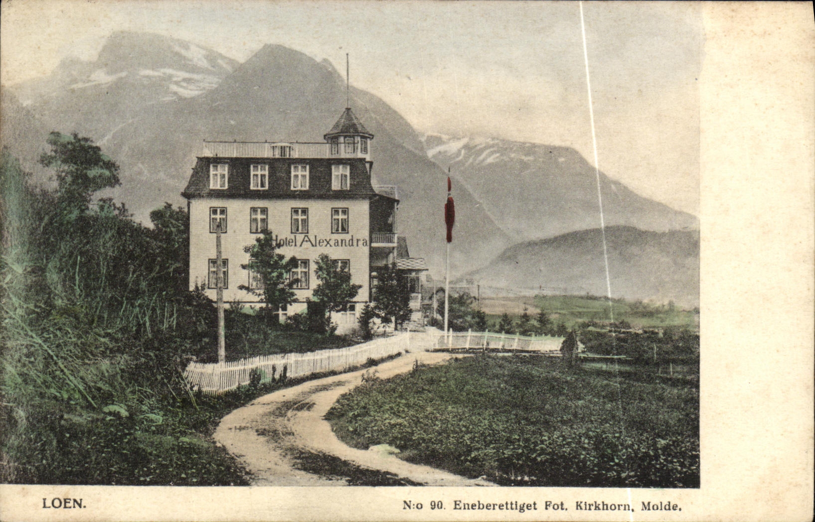 Hôtel Alexandra — Loen — Eneberettiget Fot, Kirkhorn, Molde, N° 90
