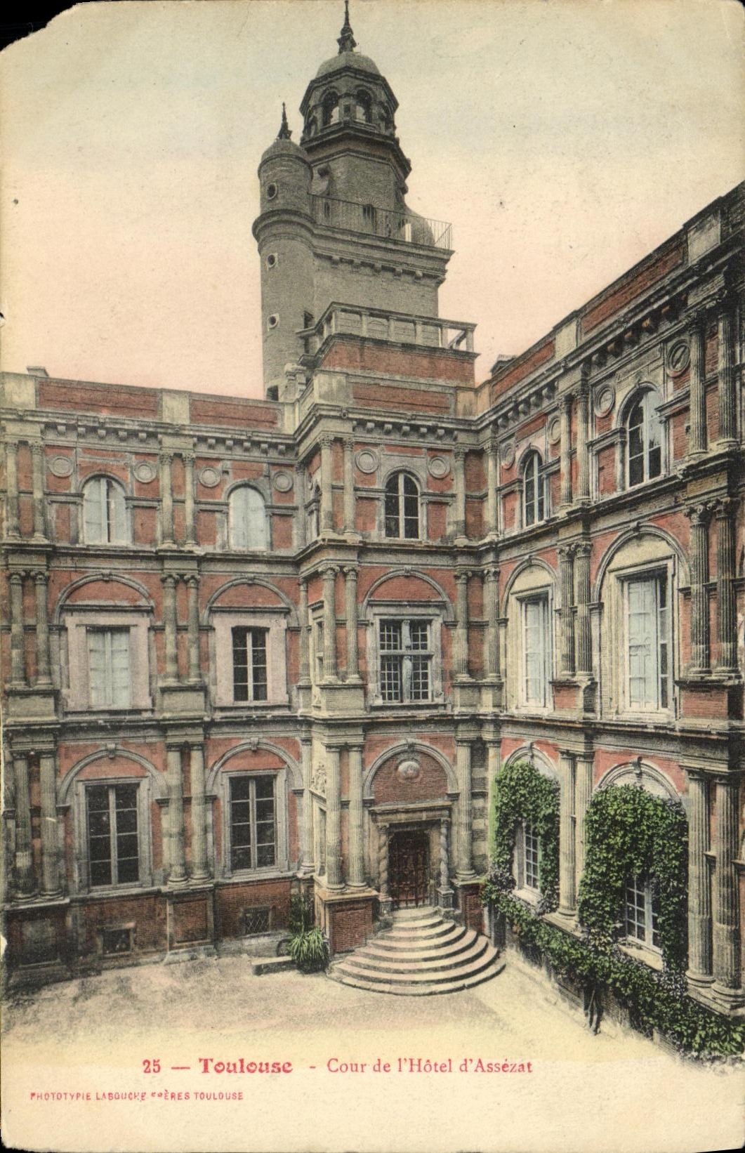 Toulouse — Cour de l'Hôtel d'Assézat — Phototypie Labouche, Toulouse, n°25