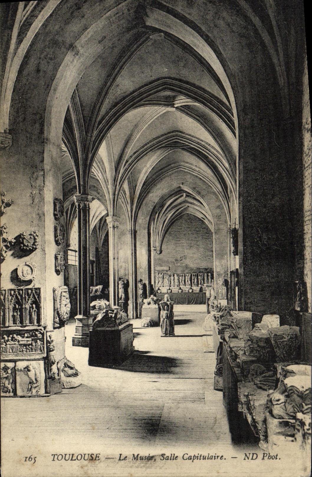 Toulouse — Le Musée, Salle Capitulaire — ND Pbot.