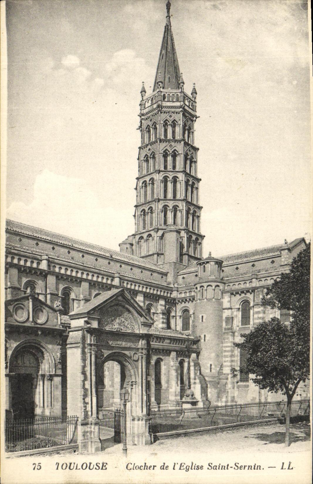 CPA Toulouse Clocher de L Eglise Saint Sernin