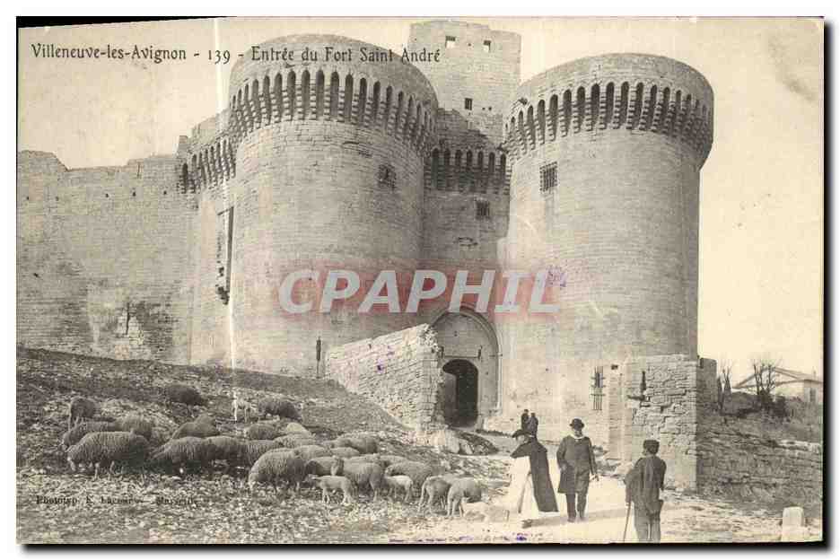 CPA Villeneuve les Avignon Entree du Fort Saint Andre Moutons