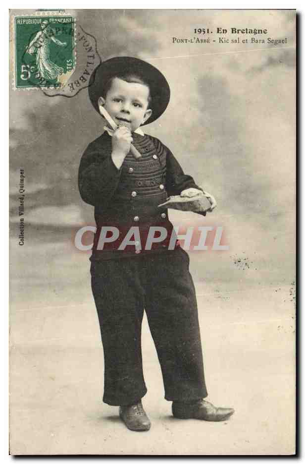 CPA En Bretagne Pont L abbe Kic Sal et Bara Segael Folklore Enfant 