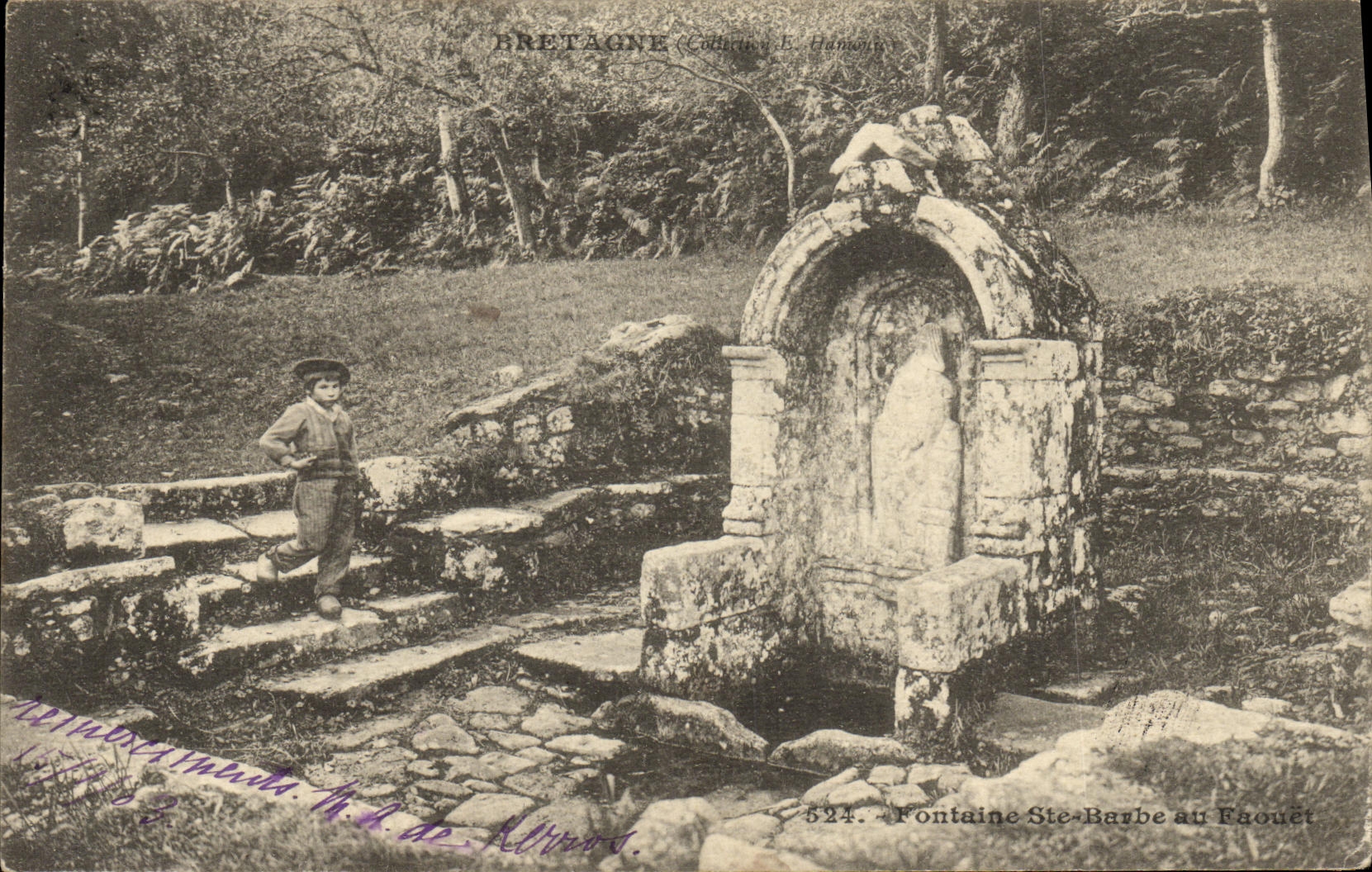 CPA Fontaine Ste Barbe Au Faouet Enfant