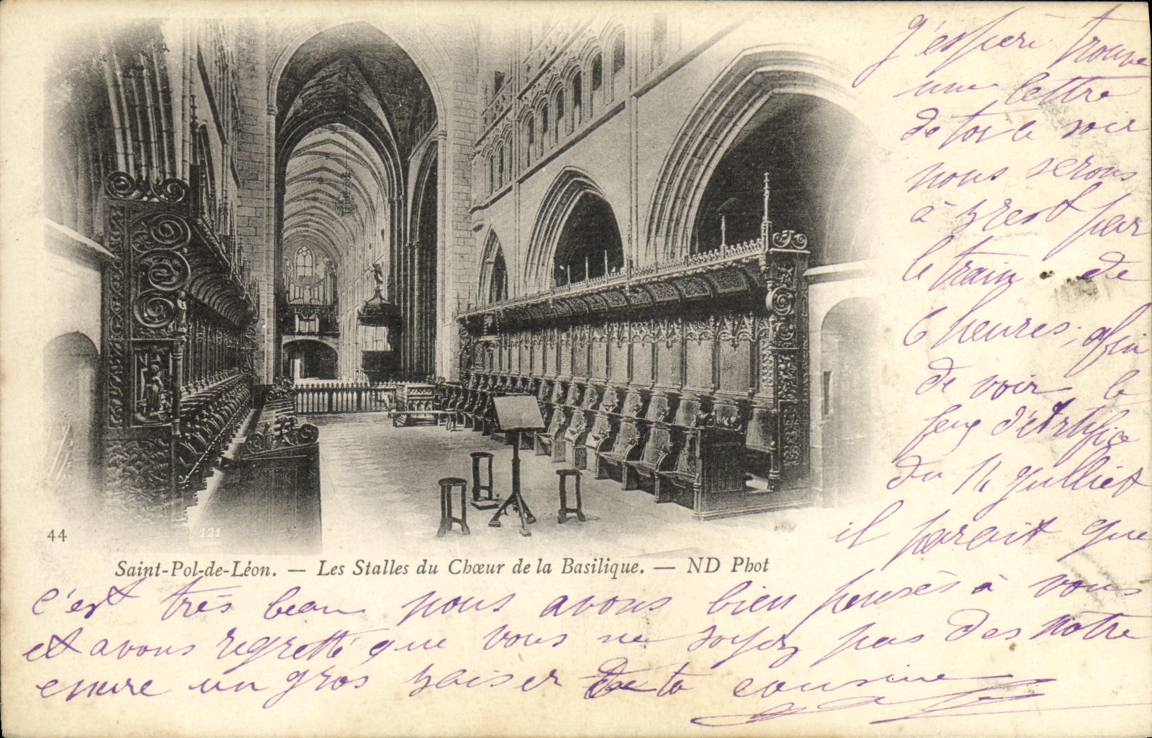 CPA Saint Pol de Leon Les Stalles du Choeur de la Basilique