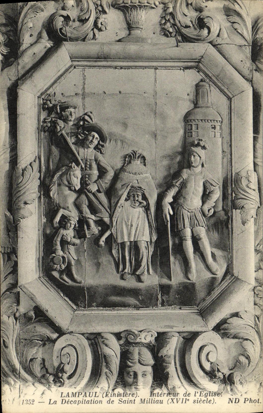 CPA Lampaul Interieur de l Eglise La Decapitation de Saint Milliau