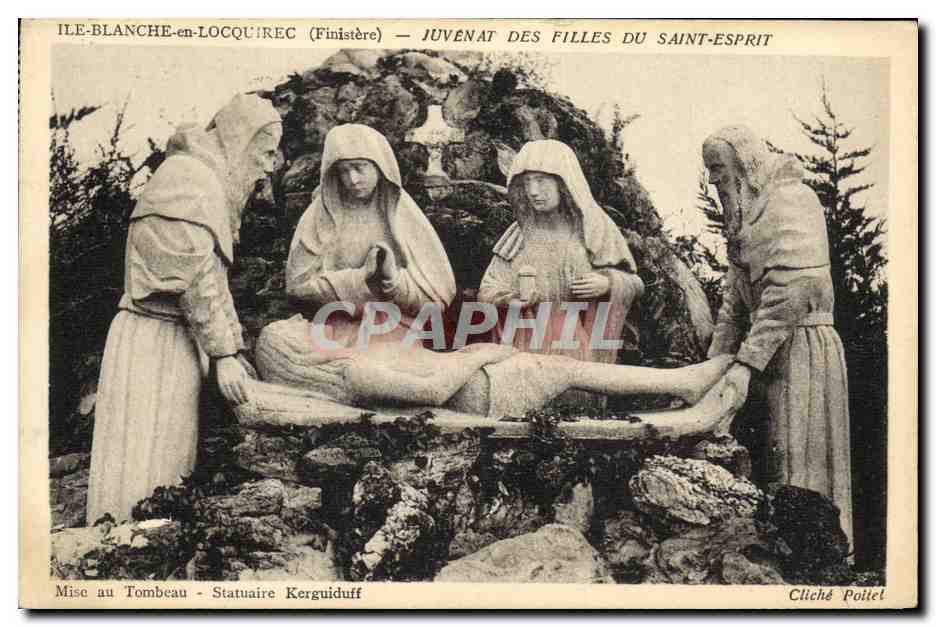 CPA Ile Blanche en Locquirec Juven at des Filles du Saint Esprit Mise au tombeau Statuaire Kerguiduff