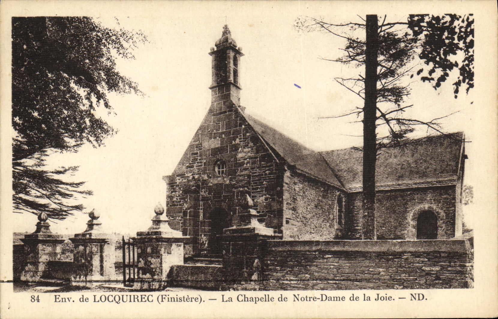 CPA Env de Locquirec La Chapelle de Notre Dame de la Joie 