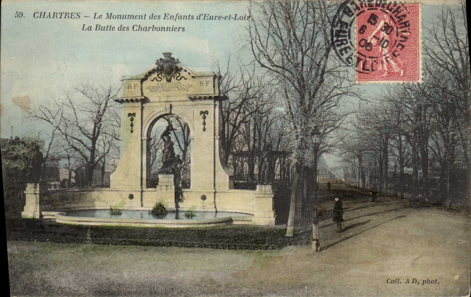 CPA Chartres Le Monument des Enfants d Eure et Loir La Butte des Charbonniers