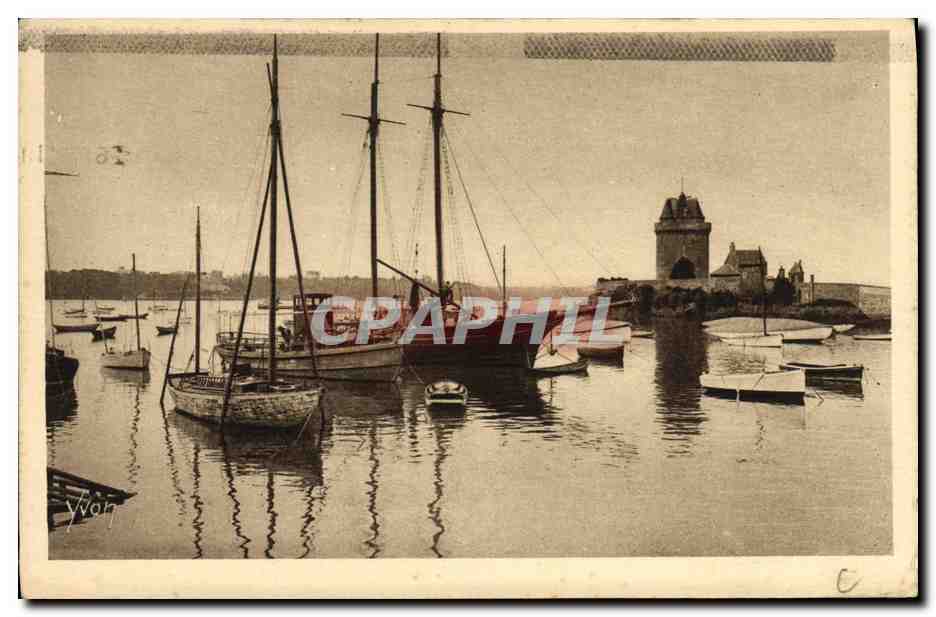 CPA Saint Malo St Servan Bateaux