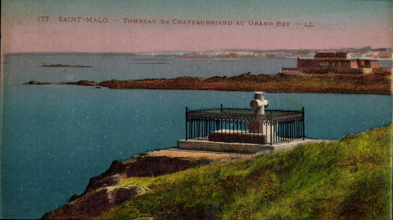 Saint-Malo — Tumba de Chateaubriand en el Grand Bey — LL