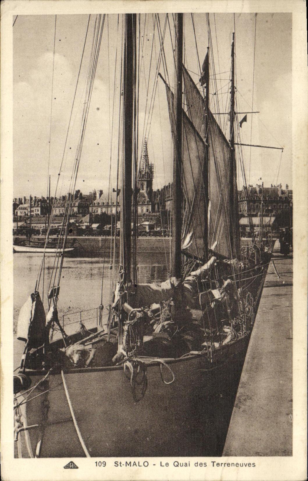 St-Malo - Le Quai des Terreneuves — Ansicht von Segelbooten — Verlag A.H. Nr. 109