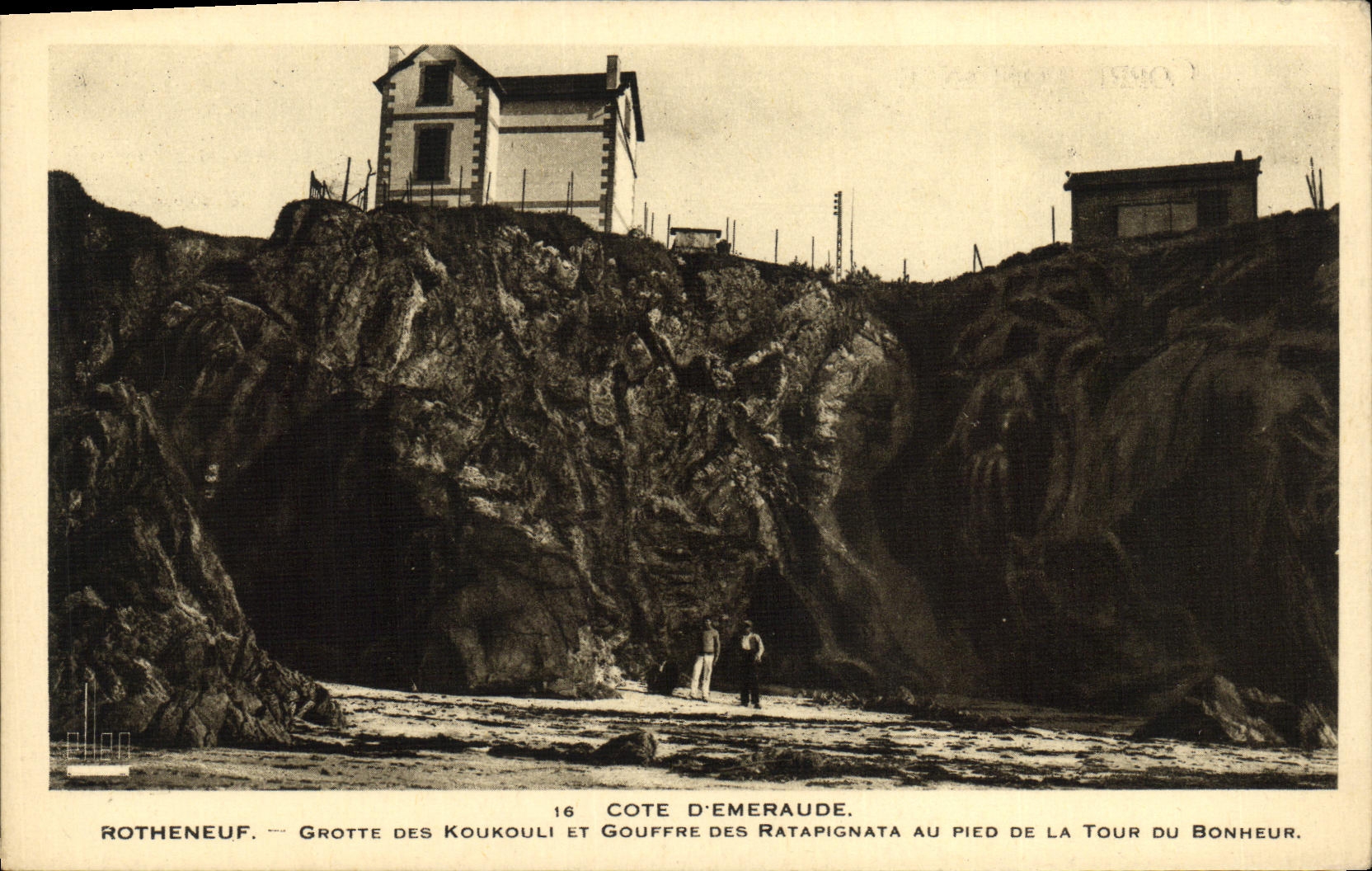 Rotheneuf — Grotte des Koukouli et Gouffre des Ratapignata au pied de la Tour du Bonheur — Édition Général-Dettrie, Paris