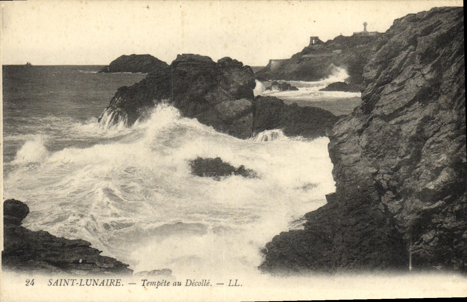Saint-Lunaire — Tempête au Décollé — LL. n°24