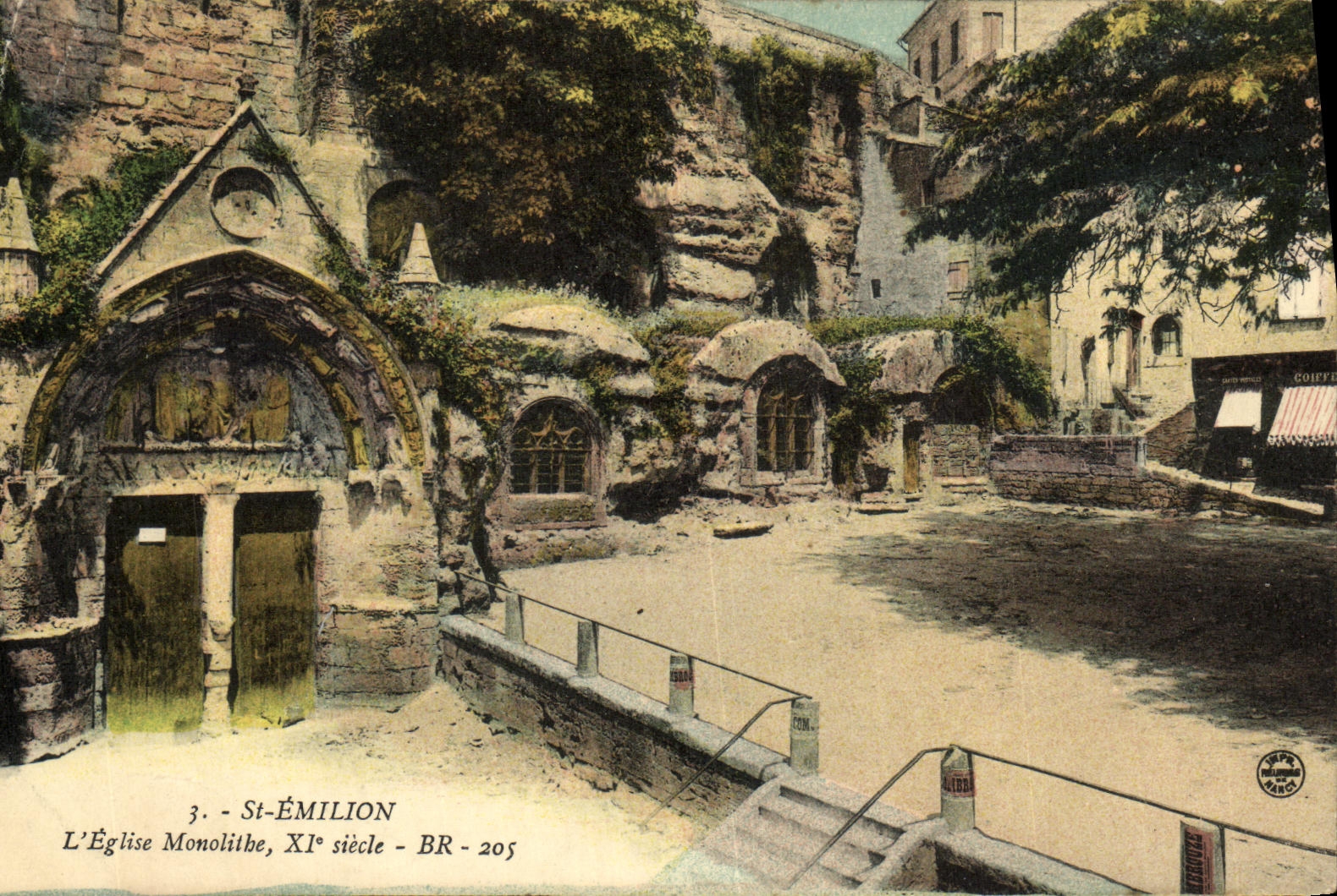 CPA Saint Emilion L Eglise Monolithe