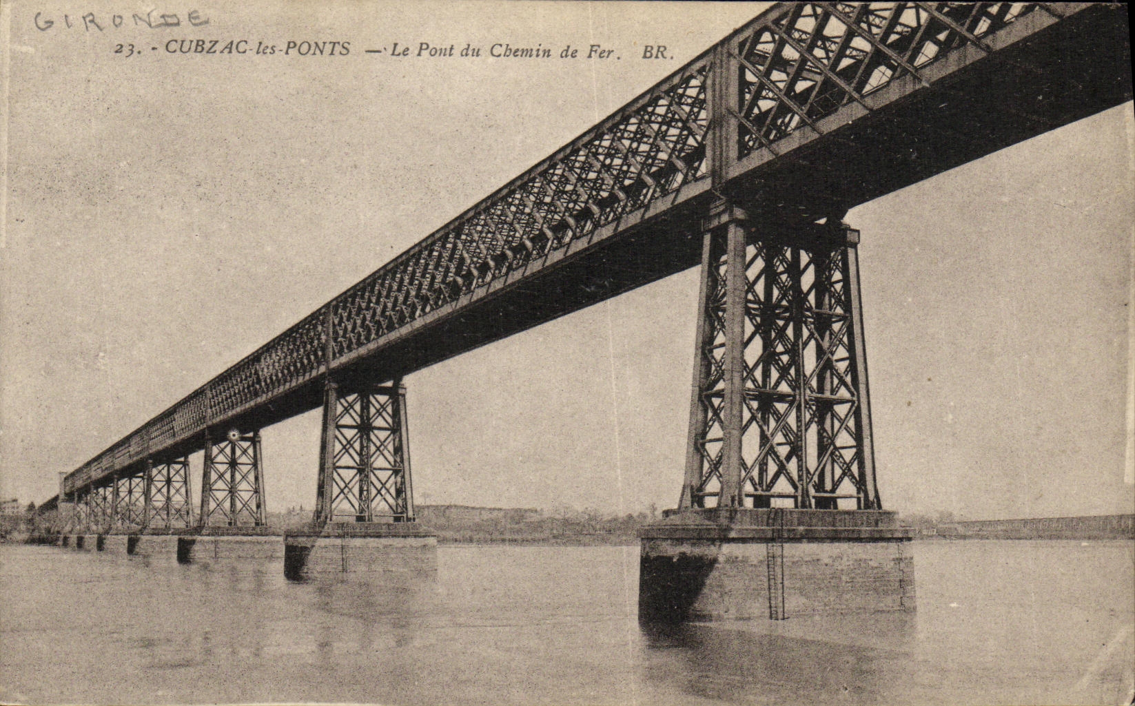 CPA Cubzac Les Ponts Le Pont du Chemin de Fer
