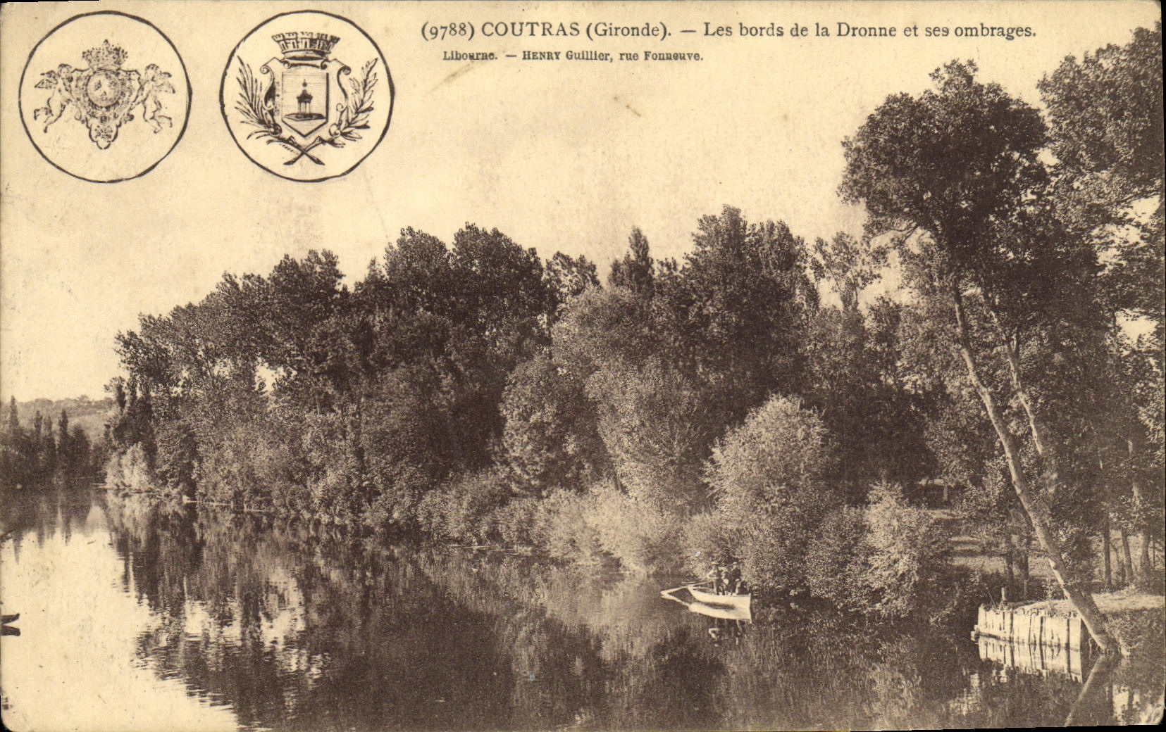 CPA Coutras Les Bords de la Dronne et Ses Ombrages