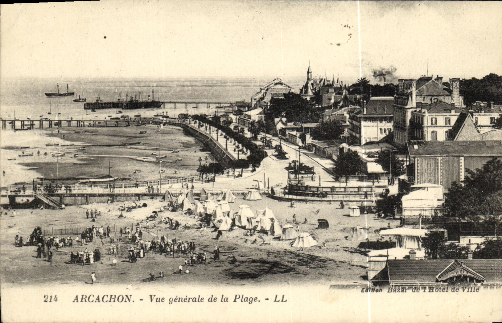 CPA Arcachon Vue Generale de la Plage