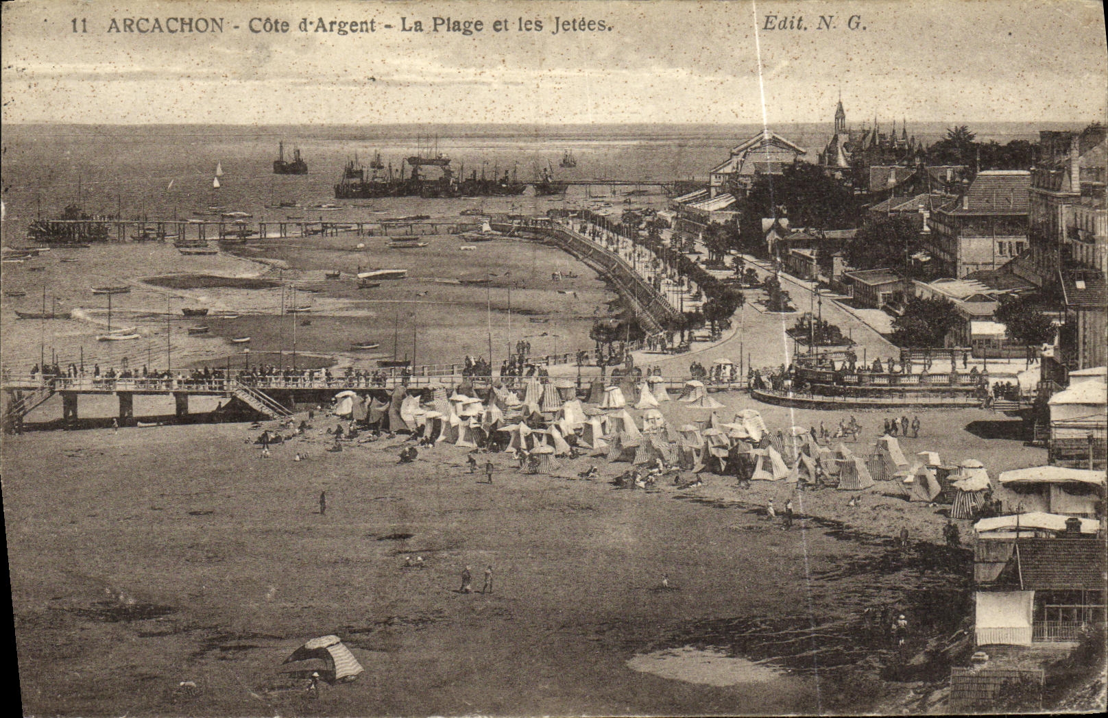 CPA Cote D Argent Arcachon La Plage et les Jetees