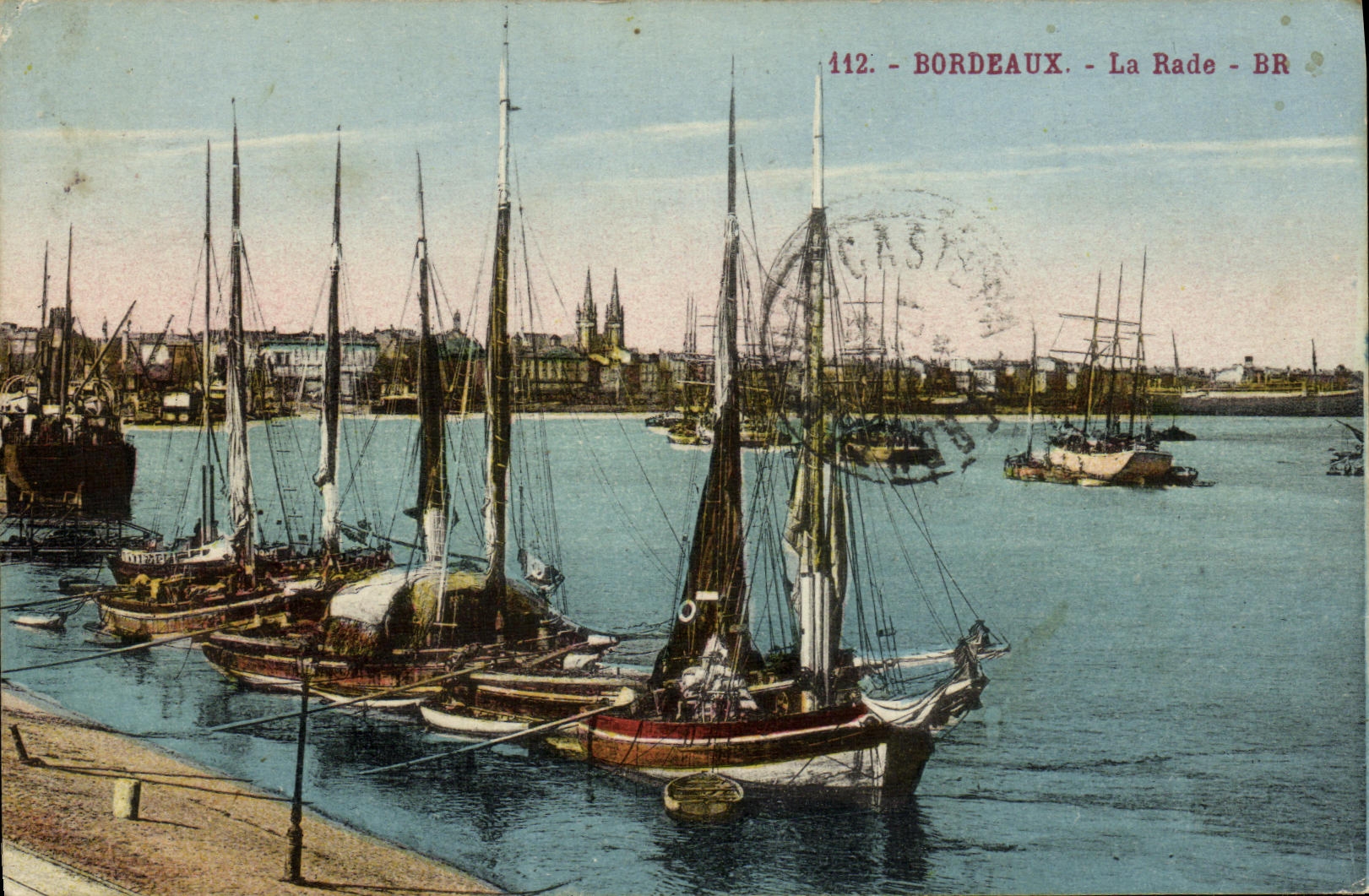 Bordeaux - La Rade - BR — Vue du port avec plusieurs voiliers — Éditeur Bloc Frères, n° 112