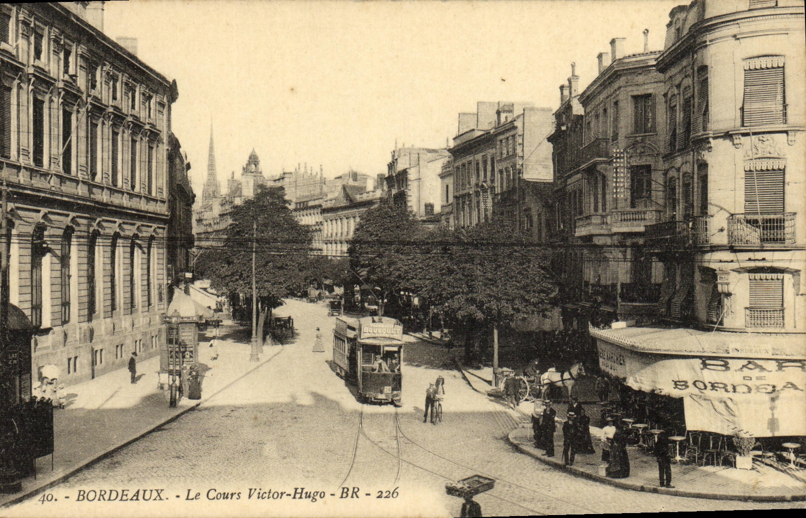 CPA Bordeaux Le Cours Victor Hugo Tramway