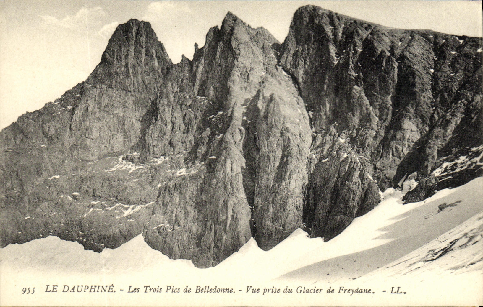 Les Trois Pics de Belledonne — Vue prise du Glacier de Freydane — LL. — N° 955