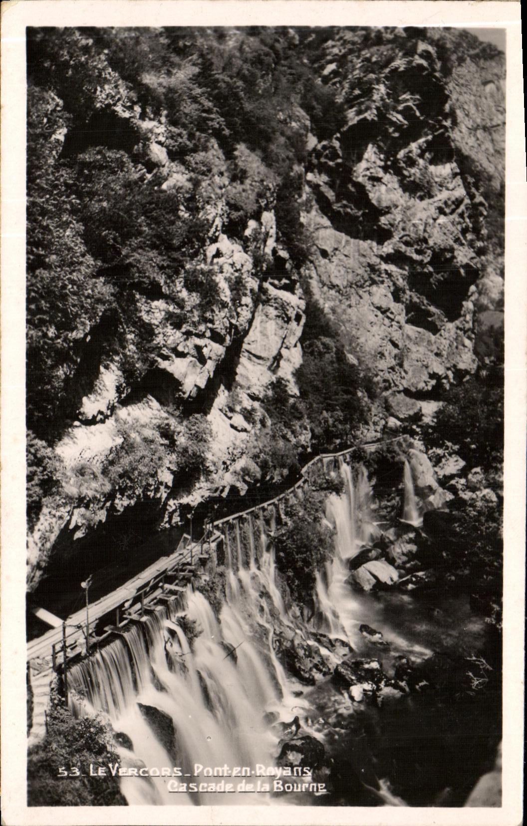 CPA Le Vercors Pont en Royans Cascade de la Bourne