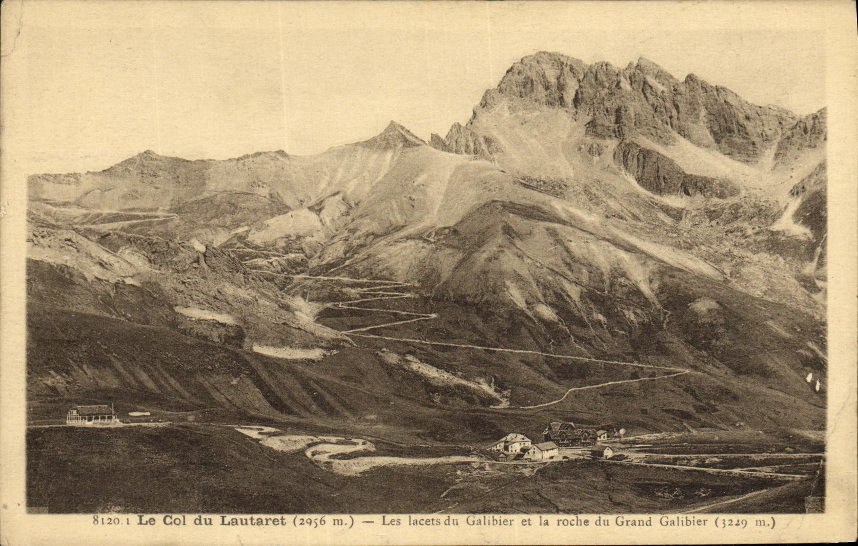 Le Col du Lautaret (2956 m.) — Les lacets du Galibier et la roche du Grand Galibier (3229 m.) — A. Hourlier, Grenoble