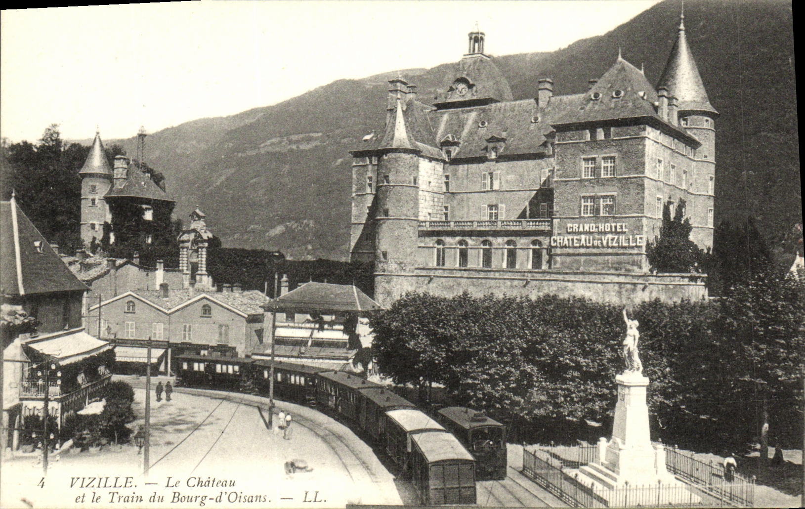 Vizille — Le Château et le Train du Bourg-d'Oisans — LL.