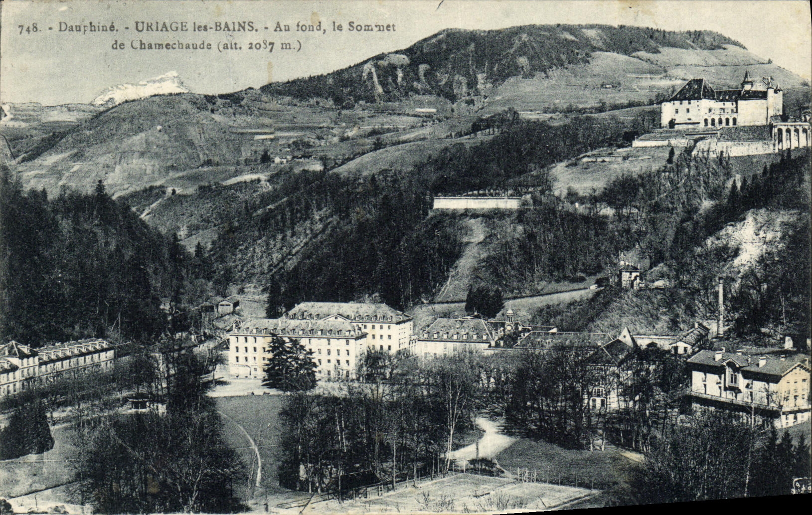 Uriage-les-Bains — vue du Sommet de Chamechaude (2037 m) — Edition M. Bourcier, Grenoble