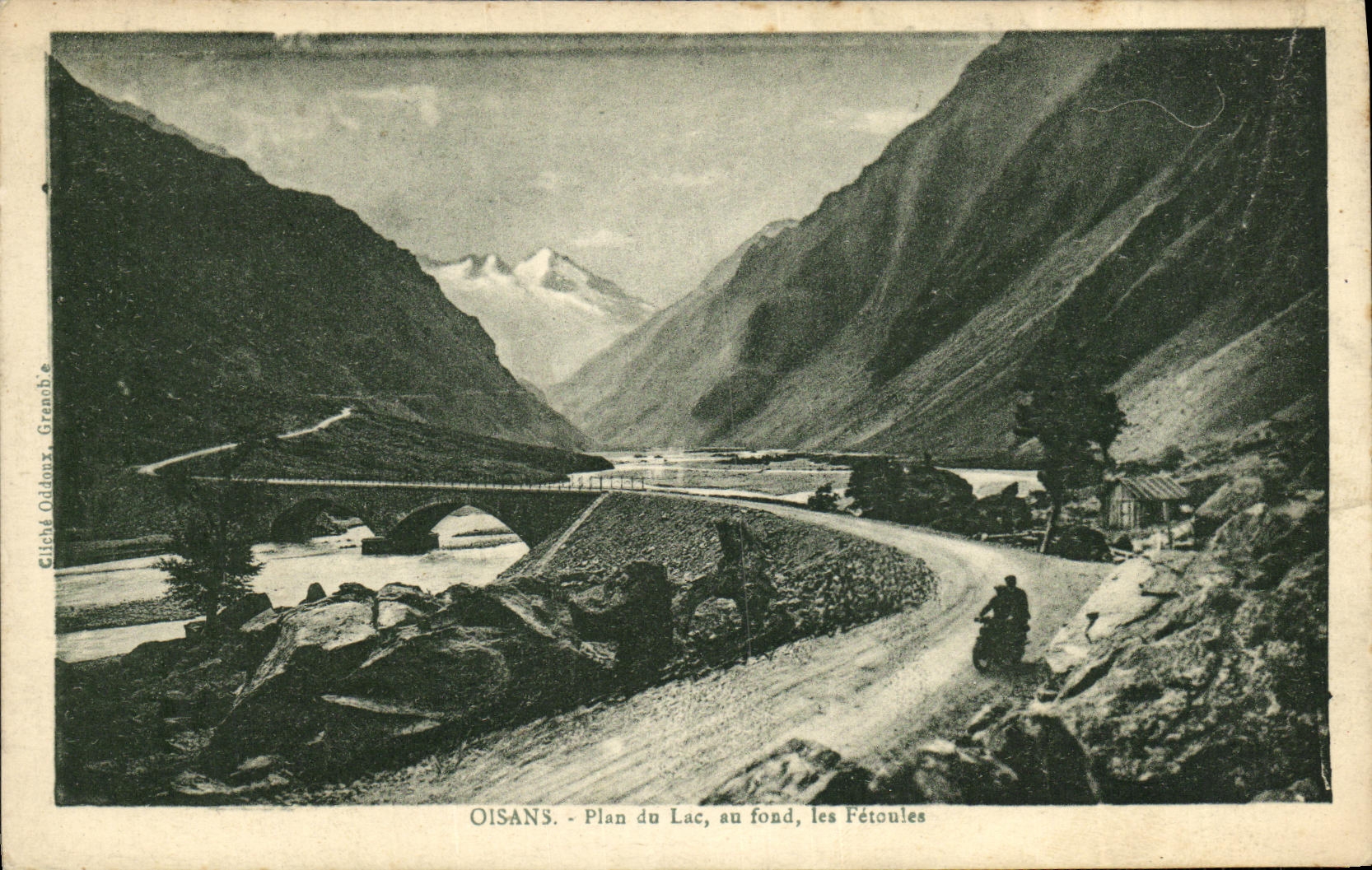 CP Oisans Plan du Lac au fond les Fetoules