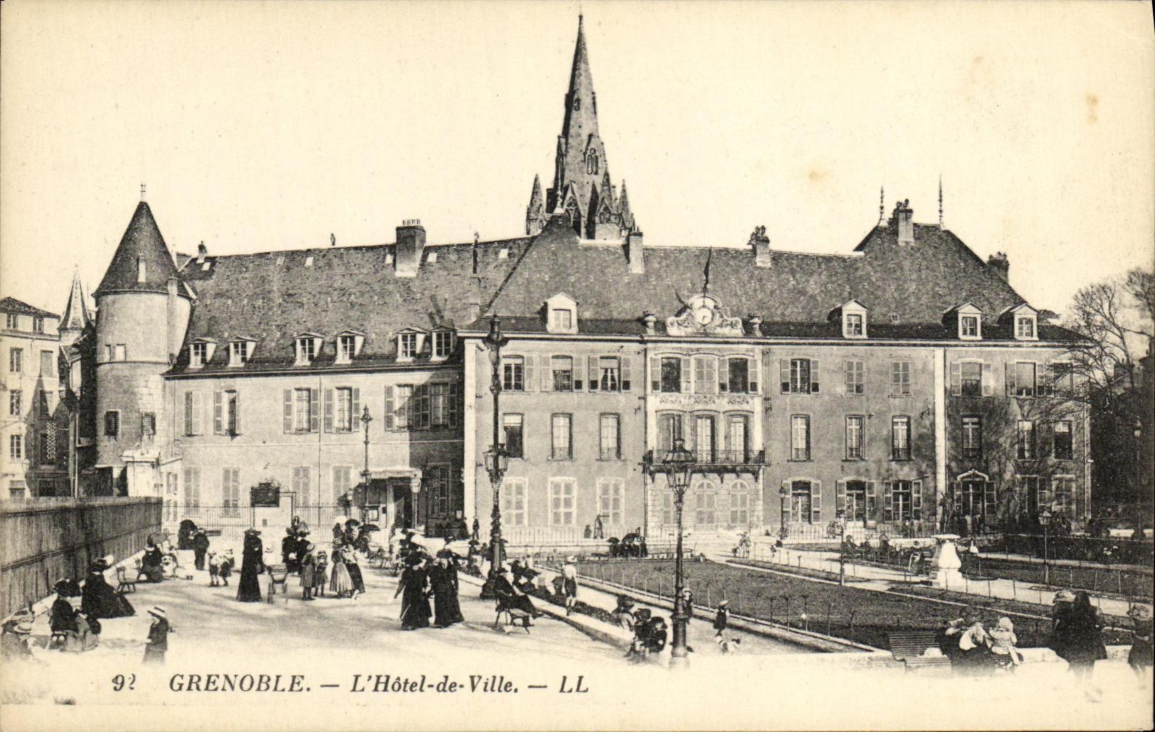 Grenoble — L'Hôtel-de-Ville — LL
