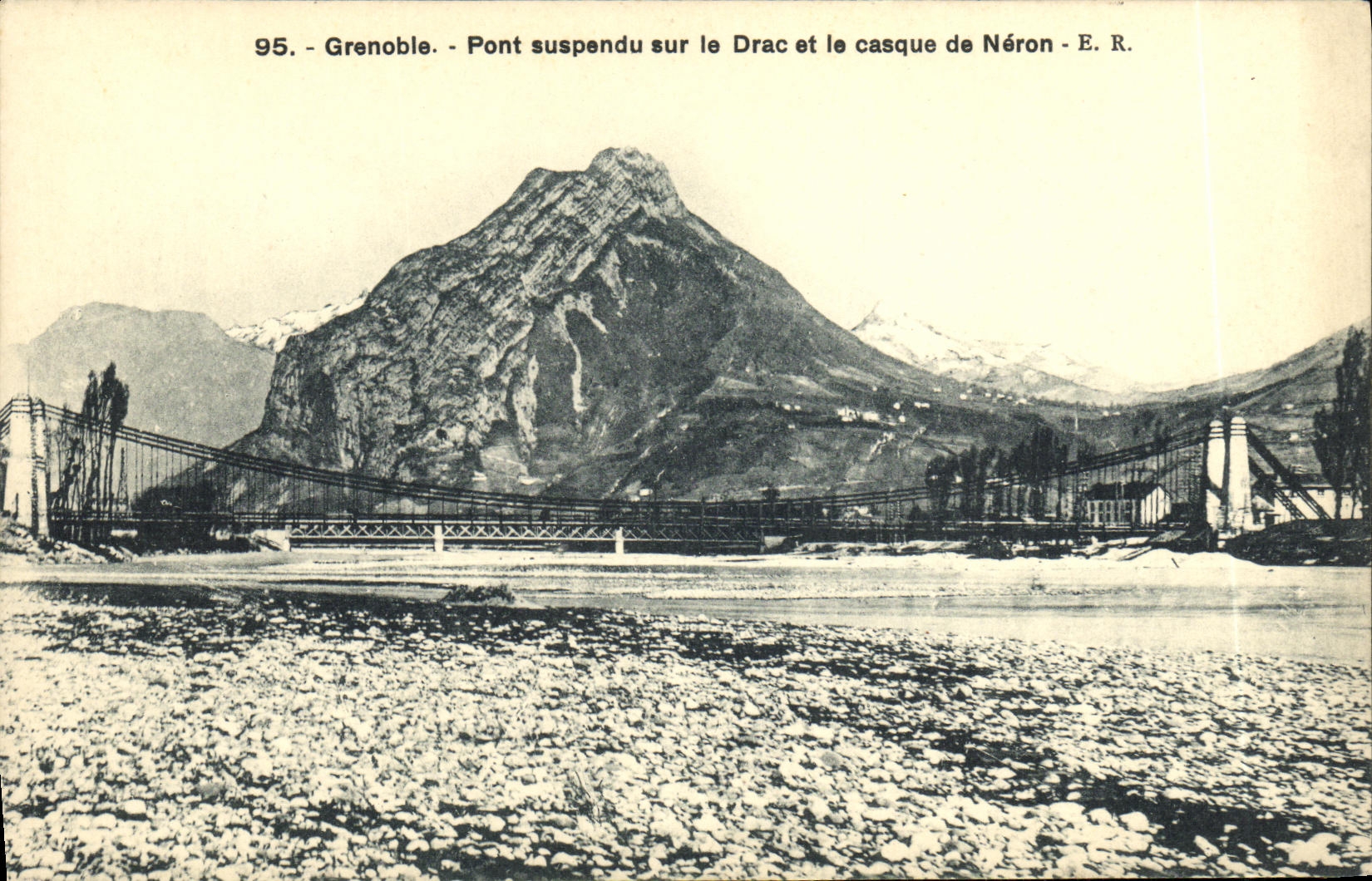 CPA Grenoble Pont Suspendu Sur le Drac et le Casque de Neron