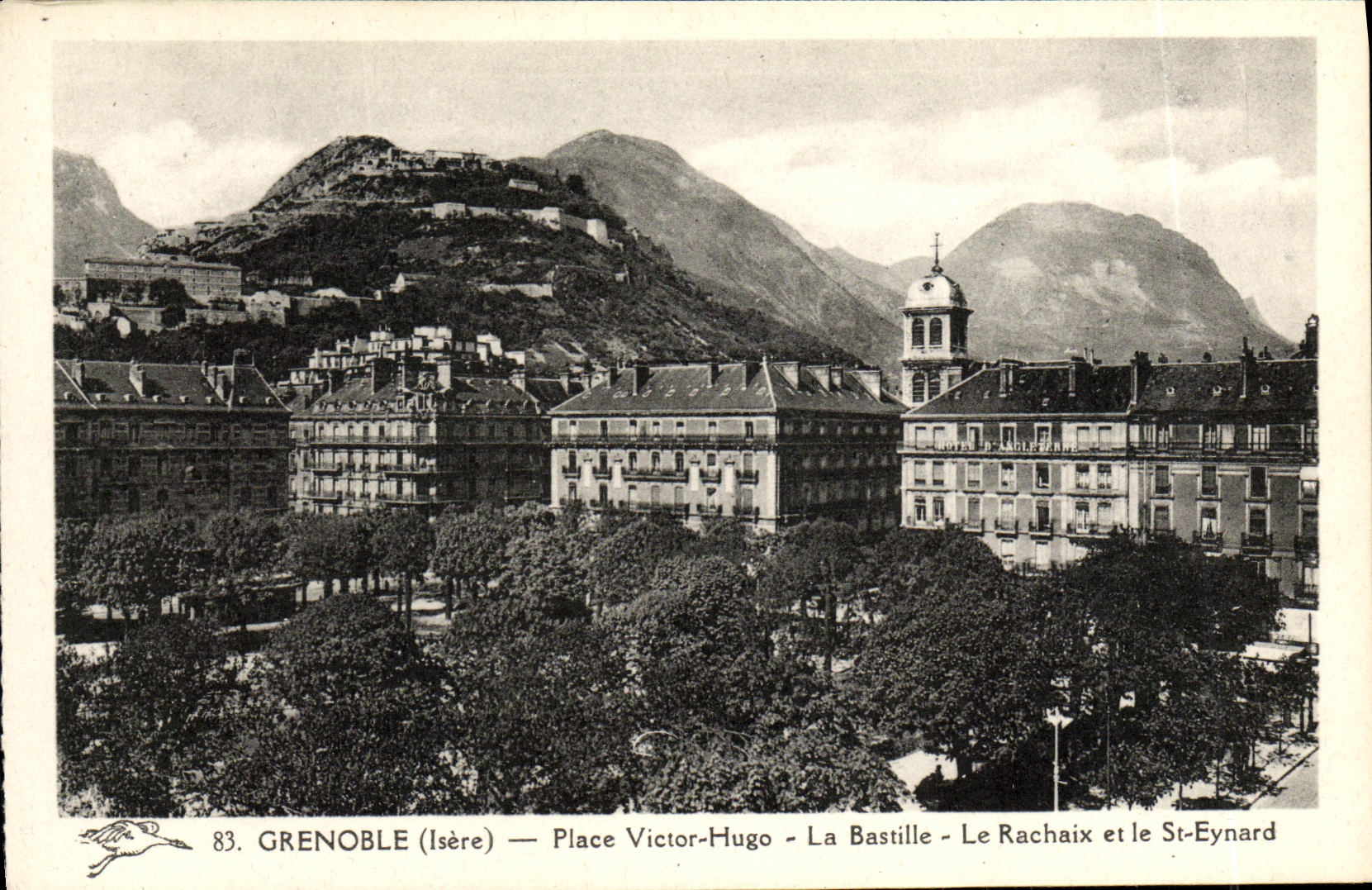 Grenoble (Isère) — Place Victor-Hugo - La Bastille - Le RachaiX et le St-Eynard