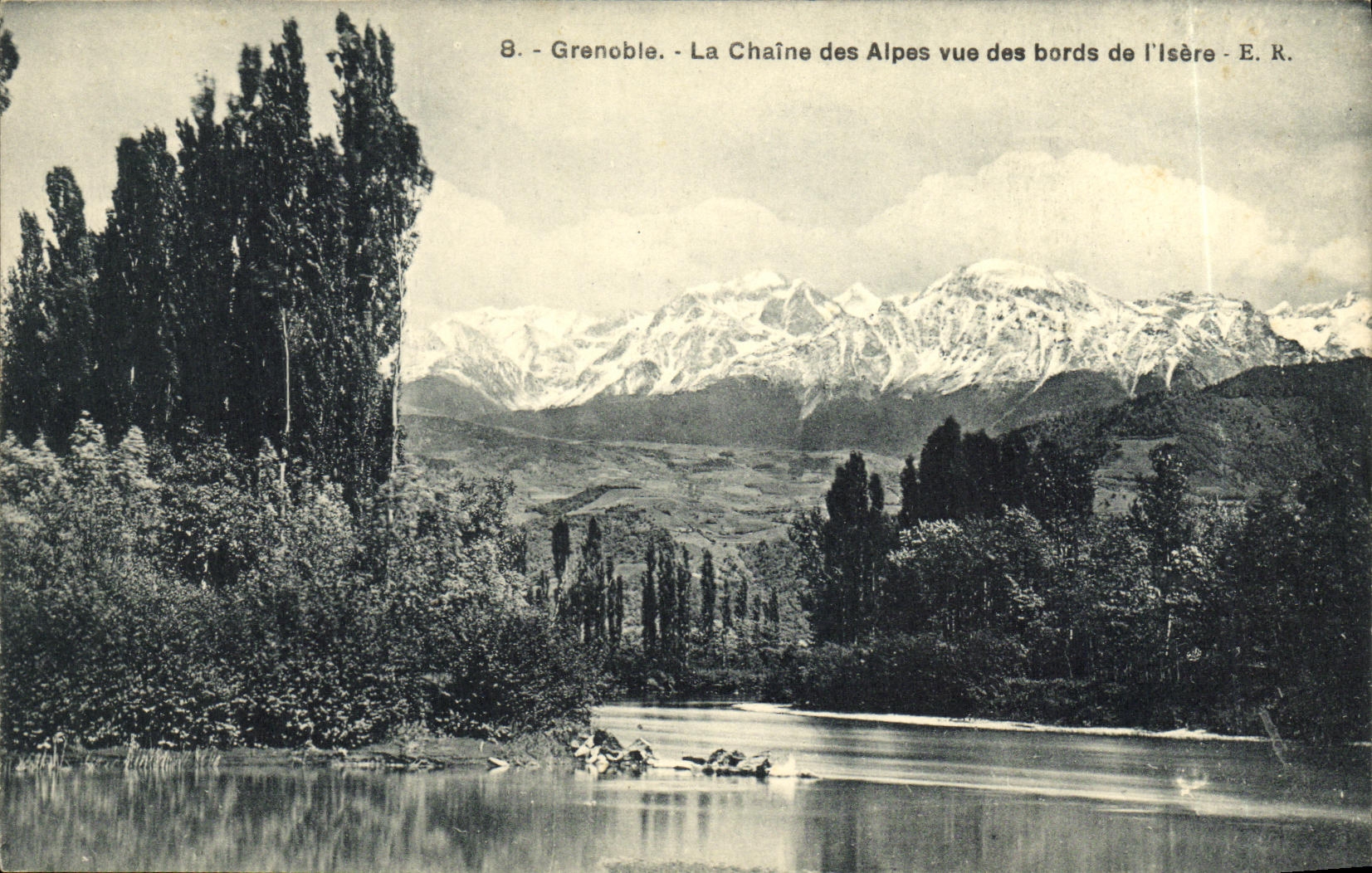 Grenoble - La Chaîne des Alpes vue des bords de l'Isère - E. R.