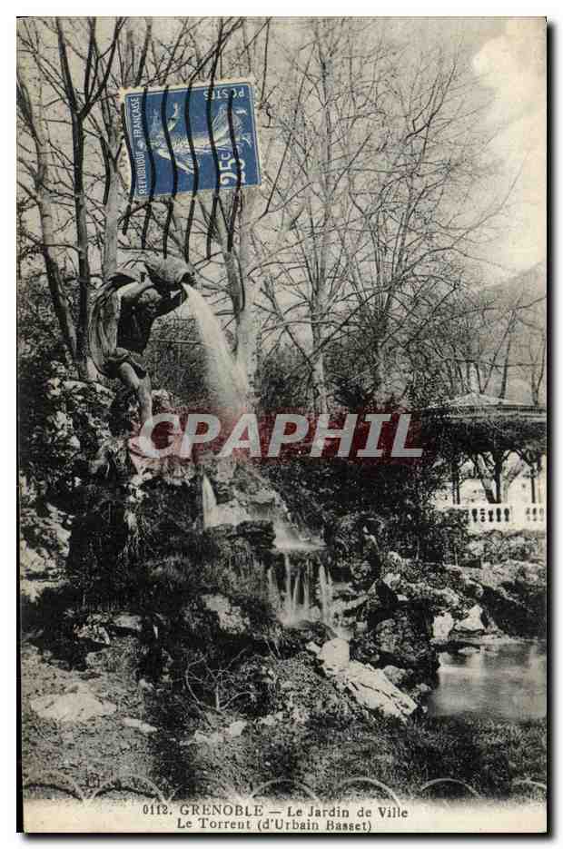 CPA Grenoble Le Jardin de Ville Le Torrent Urbain Basset